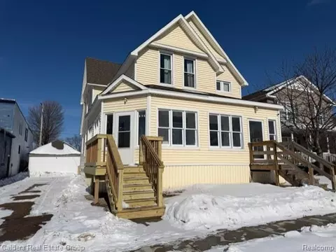 727 Griswold St, Port Huron, MI 48060