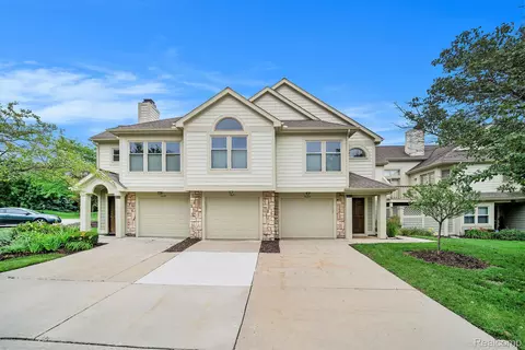 1623 Long Meadow Trl, Pittsfield, MI 48108