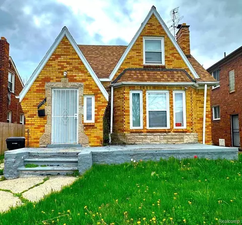 12667 Sorrento St, Detroit, MI 48227