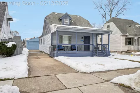 23139 Reynolds Ave, Hazel Park, MI 48030