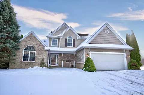 2238 Antrim Ct, Davison, MI 48423
