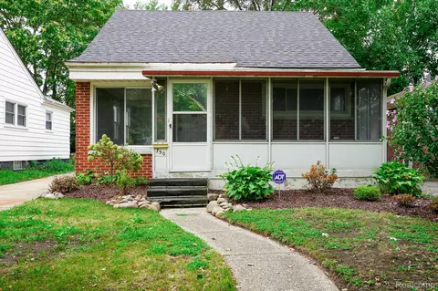 750 E Hayes Ave, Hazel Park, MI 48030
