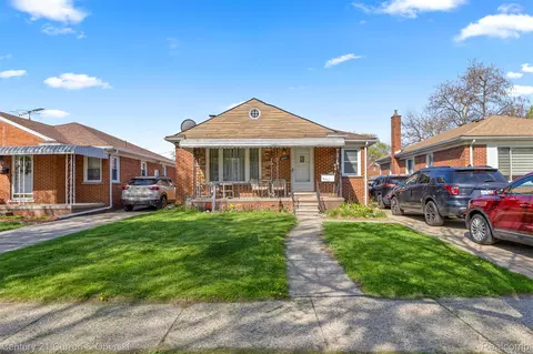 8227 Riverview St, Dearborn Heights, MI 48127
