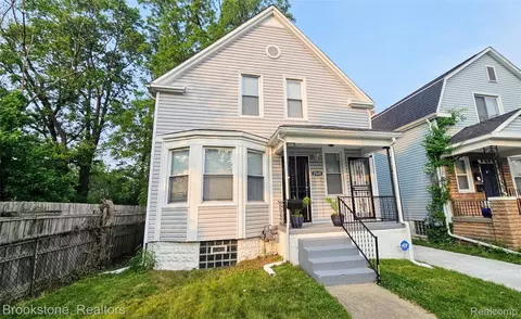 2520 Seyburn St, Detroit, MI 48214