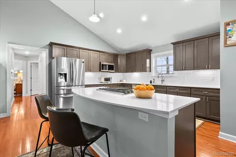 411 E Ferry St, Detroit, MI 48202