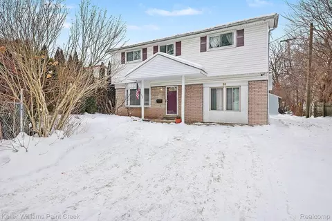 86 Perkins St, Pontiac, MI 48342