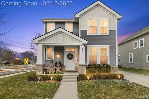 4201 Kent Rd, Royal Oak, MI 48073