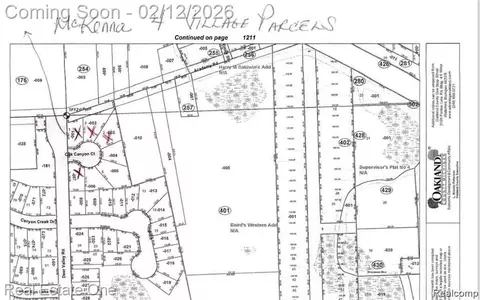 845 Oak Canyon Ct, Holly, MI 48442