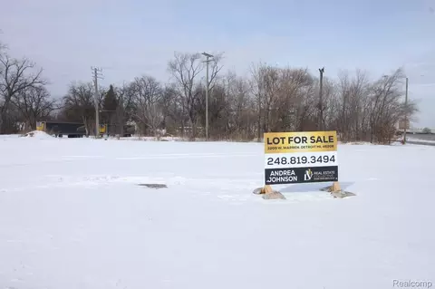 3200 W Warren Ave, Detroit, MI 48208