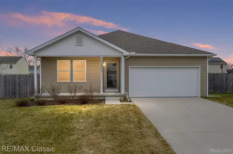 2276 Champion Dr, Burton, MI 48519