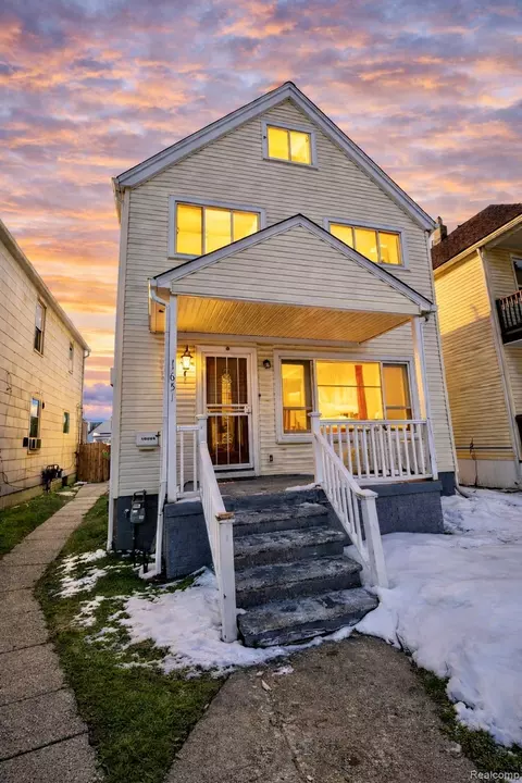 11651 Moran St, Hamtramck, MI 48212