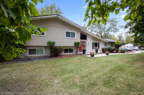 22955 Inkster Rd, Farmington Hills, MI 48336