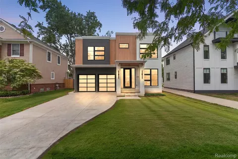 1932 Shipman Blvd, Birmingham, MI 48009
