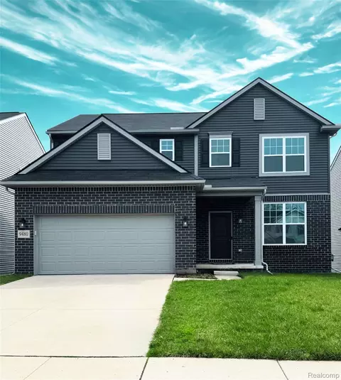 9480 White Tail Dr, Ypsilanti, MI 48197