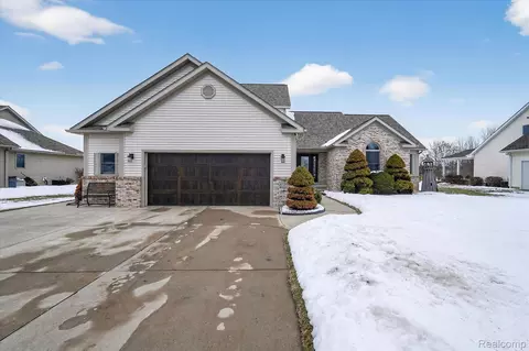 4120 Spring Hue Ln, Richfield, MI 48423
