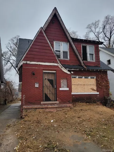 16883 Santa Rosa Dr, Detroit, MI 48221