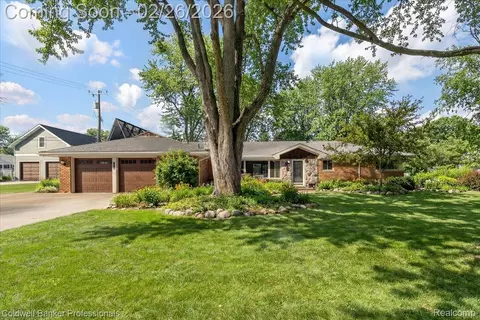 11547 Mcclumpha Rd, Plymouth, MI 48170