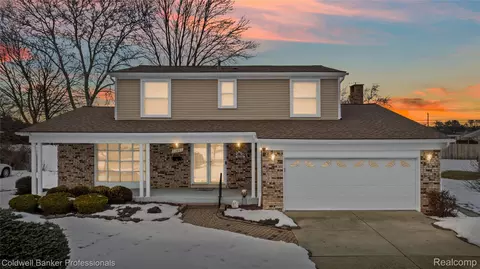 11431 Savage Dr, Sterling Heights, MI 48312