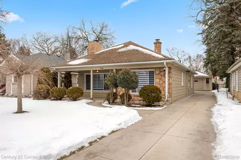 7260 Fenton St, Dearborn Heights, MI 48127