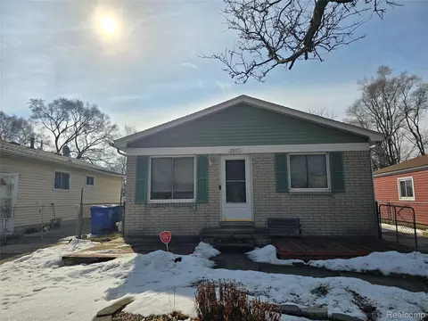 2032 Bart Ave, Warren, MI 48091