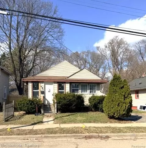202 W Rundell St, Pontiac, MI 48342