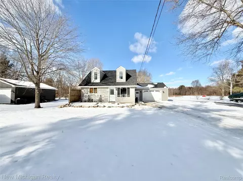 5186 W Wilson Rd, Vienna, MI 48420