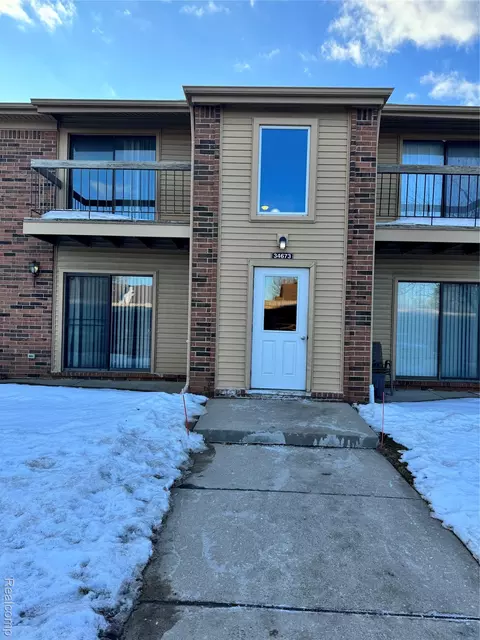 34673 E Clarkson Dr E #78, Fraser, MI 48026