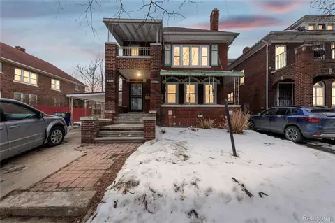 3334 Fullerton St, Detroit, MI 48238
