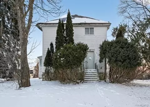 3810 Janes Rd, Saginaw, MI 48601