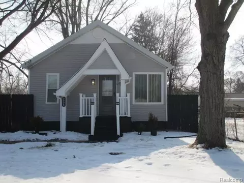 3006 Agree Ave, Flint, MI 48506