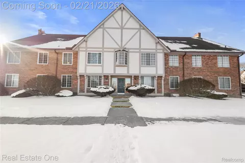 30268 Southfield Rd #226, Southfield, MI 48076