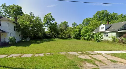 902 Addison St, Flint, MI 48505