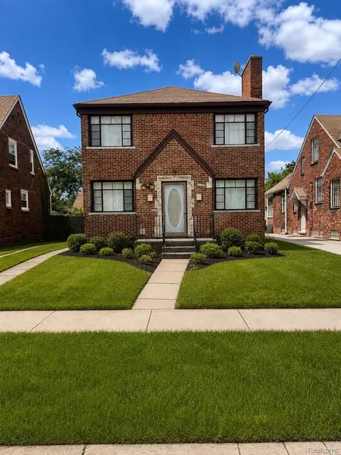 5765 Devonshire Rd, Detroit, MI 48224