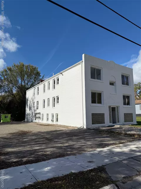98 S Edith St, Pontiac, MI 48342