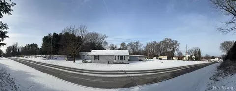 6934 Lansing Ave, Rives, MI 49201