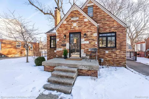 1541 Dorothea Rd, Berkley, MI 48072
