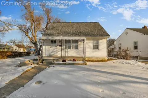 32178 Carlisle Pkwy, Wayne, MI 48184