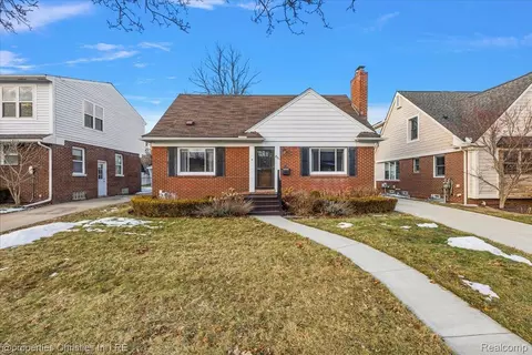 2191 Manchester Rd, Birmingham, MI 48009