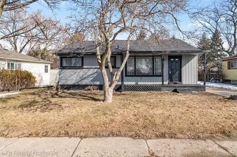 4675 Julius Blvd, Westland, MI 48186