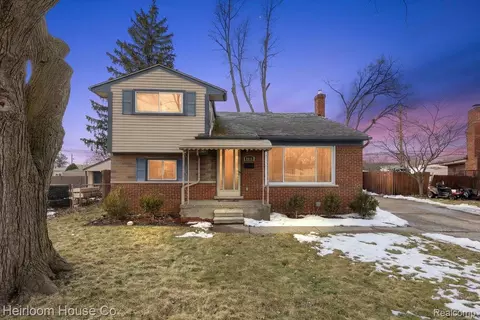 8915 Sioux, Redford, MI 48239