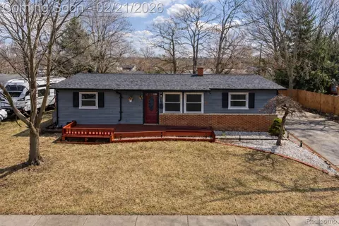 1347 S Carlson St, Westland, MI 48186