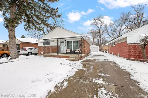 24514 Dartmouth St, Dearborn, MI 48124