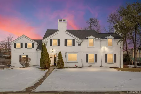 17200 Pontchartrain Blvd, Detroit, MI 48203