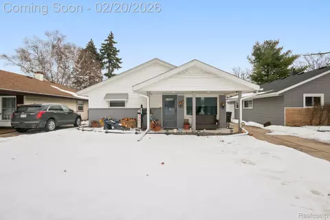 8019 Roosevelt St, Taylor, MI 48180