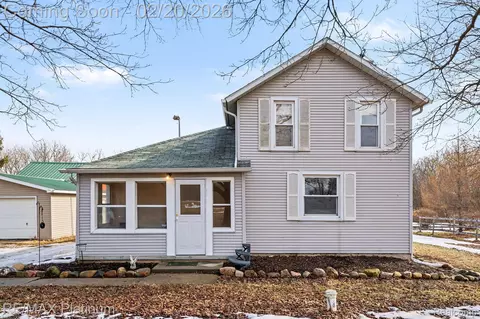 9123 Kinch Rd, Henrietta, MI 49201