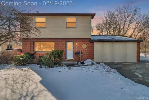 22185 Wick Rd, Taylor, MI 48180