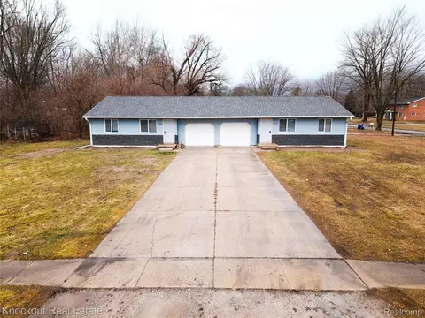 3782 Egan St, Saginaw, MI 48601