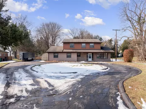 11808 Harbor Ln, Van Buren, MI 48111