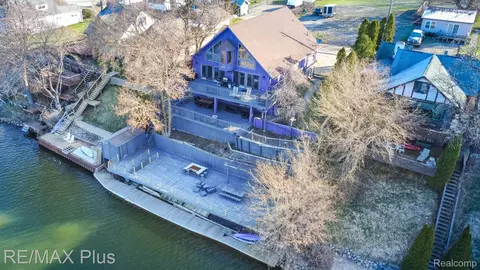 1380 Pratt Dr, Elba, MI 48446