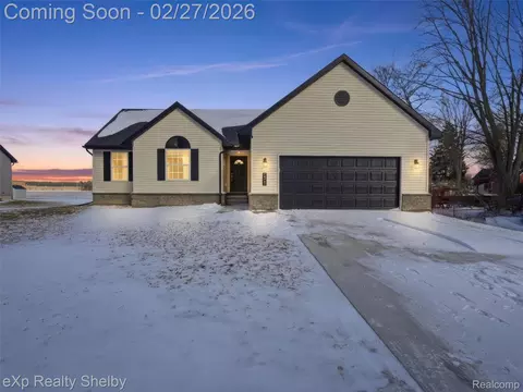 34461 Pratt Rd, Memphis, MI 48041